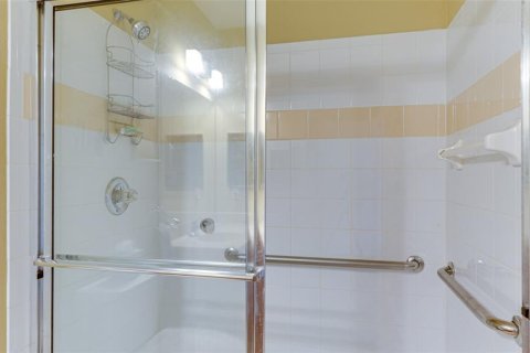 Condo in Bradenton, Florida, 2 bedrooms  № 1386512 - photo 30