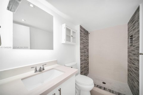 Купить кондоминиум в Санни-Айлс-Бич, Флорида 2 спальни, 126.07м2, № 2005702 - фото 26