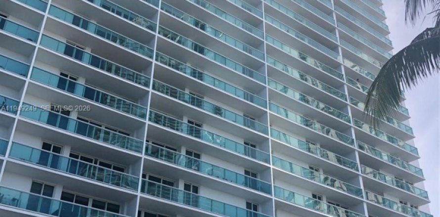 Кондоминиум с 2 спальнями в Санни-Айлс-Бич, Флорида № 2005702