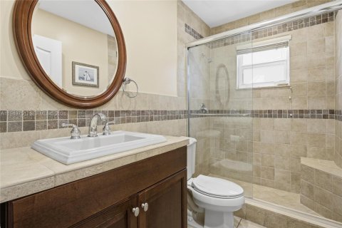 Купить виллу или дом в Майами-Лейкс, Флорида 4 спальни, 256.13м2, № 2007351 - фото 11