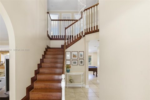 Купить виллу или дом в Майами-Лейкс, Флорида 4 спальни, 256.13м2, № 2007351 - фото 2