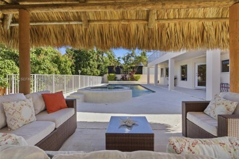 Купить виллу или дом в Майами-Лейкс, Флорида 4 спальни, 256.13м2, № 2007351 - фото 29