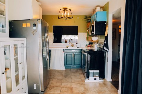 Townhouse in Davie, Florida 2 bedrooms, 114.27 sq.m. № 1954438 - photo 13