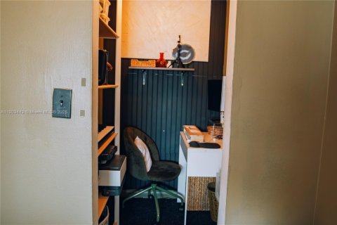 Townhouse in Davie, Florida 2 bedrooms, 114.27 sq.m. № 1954438 - photo 27