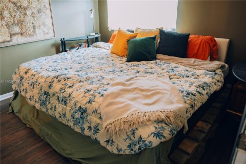 Townhouse in Davie, Florida 2 bedrooms, 114.27 sq.m. № 1954438 - photo 11