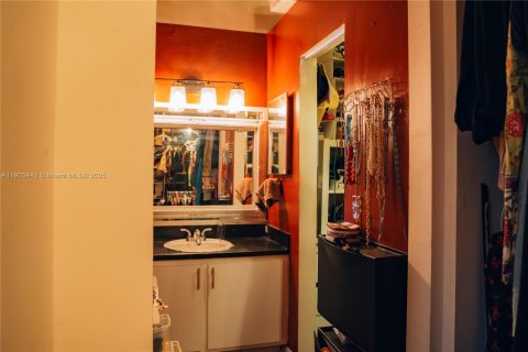 Townhouse in Davie, Florida 2 bedrooms, 114.27 sq.m. № 1954438 - photo 25