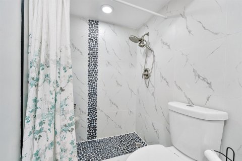 Купить кондоминиум в Халландейл-Бич, Флорида 1 комната, 101.45м2, № 2083794 - фото 10