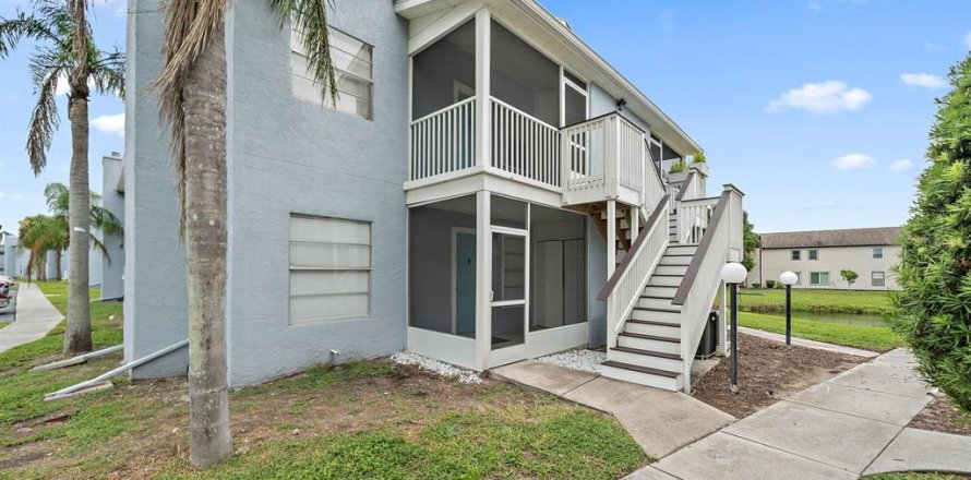 Condominio en Bradenton, Florida, 2 dormitorios  № 1900568