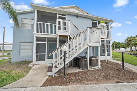 Condominio en venta en Bradenton, Florida, 2 dormitorios, 84.73 m2 № 1900568 - foto 3