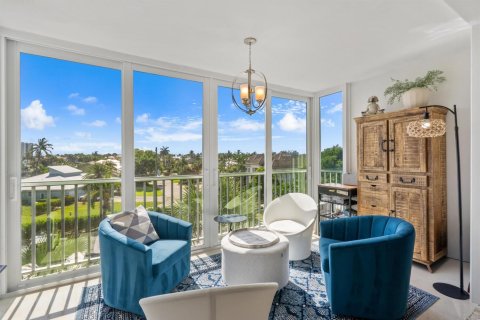 Condo in Delray Beach, Florida, 2 bedrooms № 2153744 - photo 2