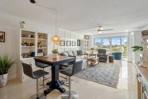 Condo in Delray Beach, Florida, 2 bedrooms № 2153744 - photo 9