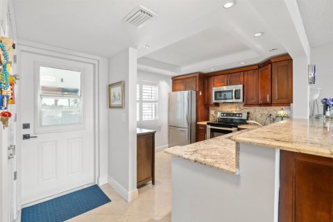 Condo in Delray Beach, Florida, 2 bedrooms № 2153744 - photo 6