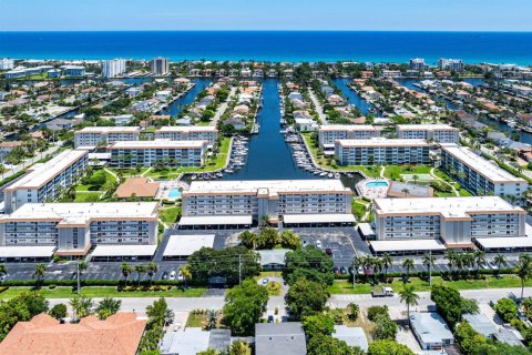 Condo in Delray Beach, Florida, 2 bedrooms № 2153744 - photo 19
