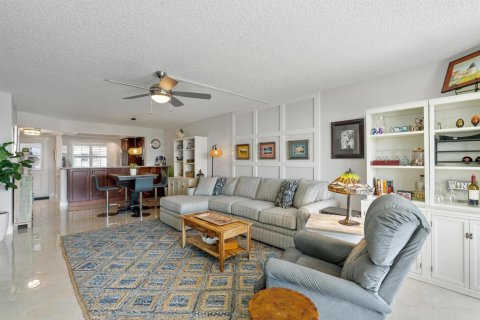 Condo in Delray Beach, Florida, 2 bedrooms № 2153744 - photo 7