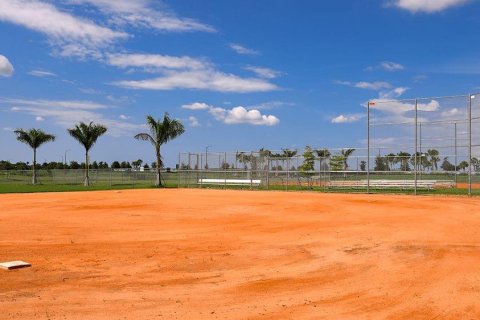 Adosado en venta en Sarasota, Florida, 3 dormitorios, 130.43 m2 № 2430879 - foto 20