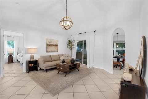 Casa en venta en Kissimmee, Florida, 3 dormitorios, 167.87 m2 № 1903948 - foto 5