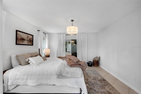 Casa en venta en Kissimmee, Florida, 3 dormitorios, 167.87 m2 № 1903948 - foto 19