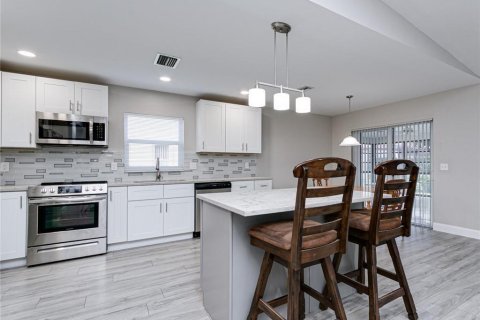 Villa ou maison à vendre à Tamarac, Floride: 2 chambres, 217.86 m2 № 2085734 - photo 13