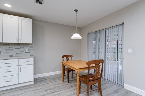 Villa ou maison à vendre à Tamarac, Floride: 2 chambres, 217.86 m2 № 2085734 - photo 15