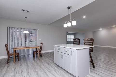 Villa ou maison à vendre à Tamarac, Floride: 2 chambres, 217.86 m2 № 2085734 - photo 3