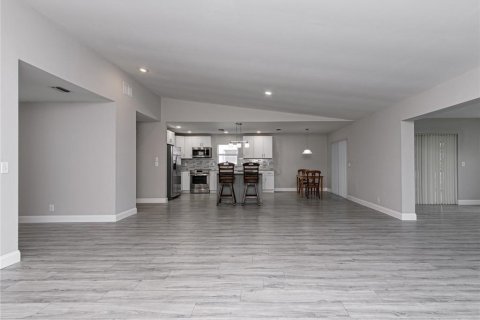 Villa ou maison à vendre à Tamarac, Floride: 2 chambres, 217.86 m2 № 2085734 - photo 17