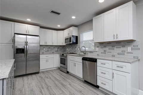 Villa ou maison à vendre à Tamarac, Floride: 2 chambres, 217.86 m2 № 2085734 - photo 11