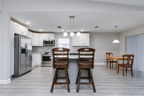 Villa ou maison à vendre à Tamarac, Floride: 2 chambres, 217.86 m2 № 2085734 - photo 4
