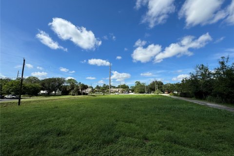 Propiedad comercial en venta en Greenacres, Florida № 2018693 - foto 8