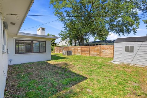 House in Clearwater, Florida 3 bedrooms, 170.01 sq.m. № 2101497 - photo 29
