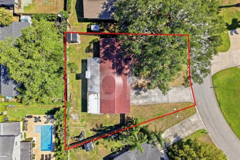 House in Clearwater, Florida 3 bedrooms, 170.01 sq.m. № 2101497 - photo 30