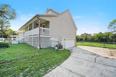 Villa ou maison à vendre à Titusville, Floride: 4 chambres, 244.43 m2 № 2277772 - photo 14