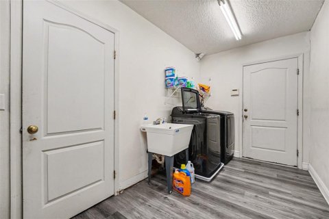 Villa ou maison à vendre à Titusville, Floride: 4 chambres, 244.43 m2 № 2277772 - photo 13