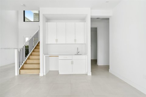 House in Boca Raton, Florida 5 bedrooms, 339.93 sq.m. № 1702984 - photo 14