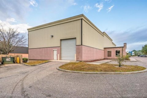 Immobilier commercial à vendre à Oviedo, Floride: 929.77 m2 № 2103746 - photo 27