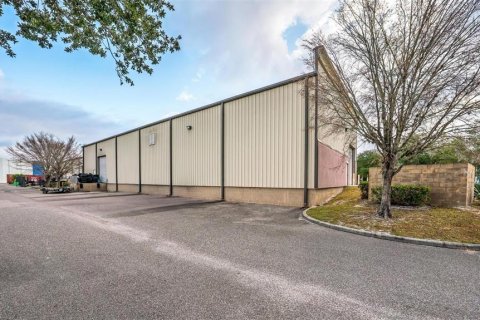Immobilier commercial à vendre à Oviedo, Floride: 929.77 m2 № 2103746 - photo 29