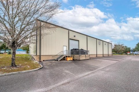 Immobilier commercial à vendre à Oviedo, Floride: 929.77 m2 № 2103746 - photo 30
