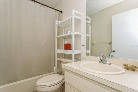 Copropriété à vendre à Clearwater, Floride: 2 chambres, 96.99 m2 № 1784928 - photo 14
