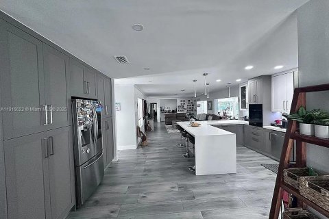 Купить виллу или дом в Майами, Флорида 3 спальни, 338.81м2, № 1973271 - фото 4