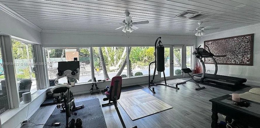 Дом в Майами, Флорида 3 спальни, 338.81м2 № 1973271