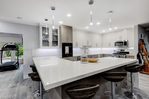 Купить виллу или дом в Майами, Флорида 3 спальни, 338.81м2, № 1973271 - фото 18