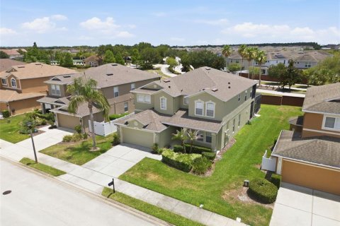 House in Davenport, Florida 5 bedrooms, 302.03 sq.m. № 2210852 - photo 6