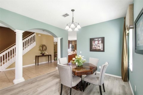 House in Davenport, Florida 5 bedrooms, 302.03 sq.m. № 2210852 - photo 14