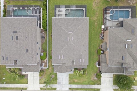 House in Davenport, Florida 5 bedrooms, 302.03 sq.m. № 2210852 - photo 9