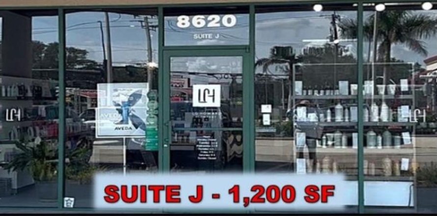 Propiedad comercial en Sarasota, Florida 1649.94 m2 № 1906857