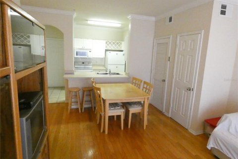 Condominio en venta en Clearwater, Florida, 1 dormitorio, 61.32 m2 № 2226114 - foto 9