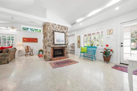 Villa ou maison à vendre à Sarasota, Floride: 3 chambres, 152.08 m2 № 1639812 - photo 4
