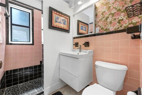Villa ou maison à vendre à Sarasota, Floride: 3 chambres, 152.08 m2 № 1639812 - photo 22