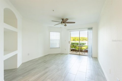 Condo in Lutz, Florida, 2 bedrooms  № 2228394 - photo 11