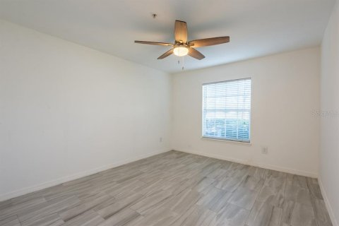 Condo in Lutz, Florida, 2 bedrooms  № 2228394 - photo 15