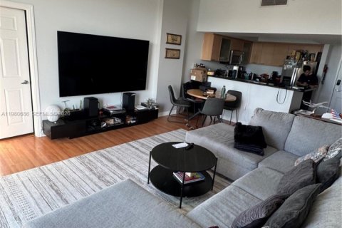 Copropriété à louer à Hollywood, Floride: 2 chambres, 113.34 m2 № 2045134 - photo 4